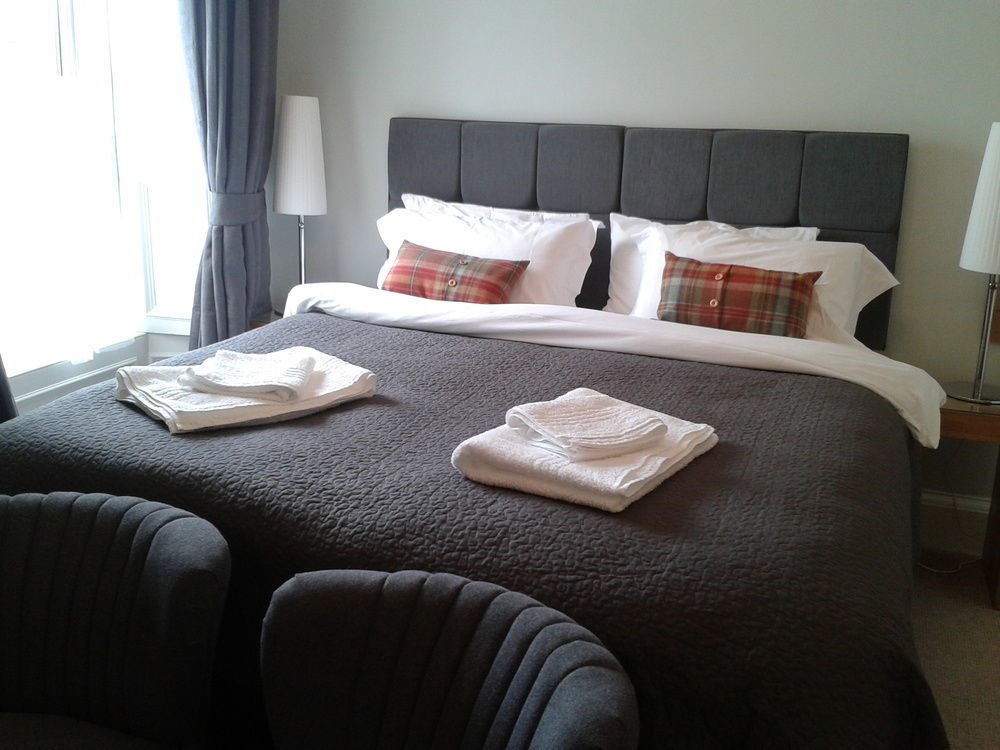 Middleton House Bed And Breakfast Охтерардър Екстериор снимка