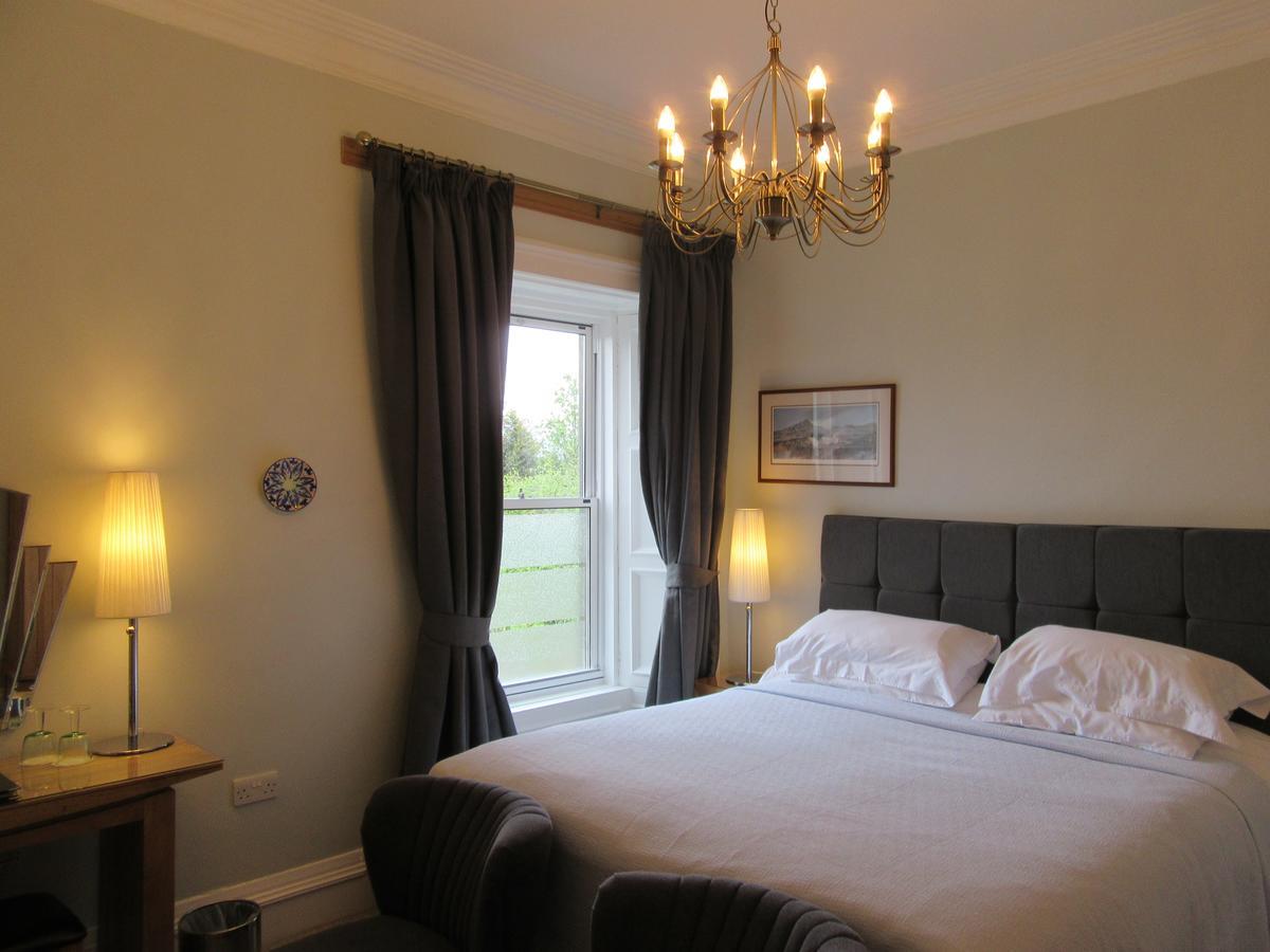 Middleton House Bed And Breakfast Охтерардър Екстериор снимка