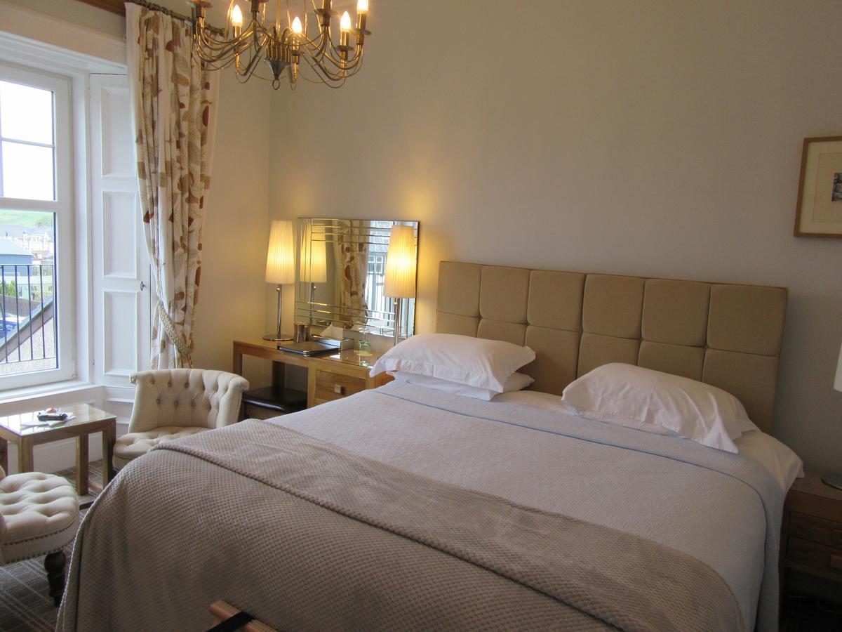 Middleton House Bed And Breakfast Охтерардър Екстериор снимка