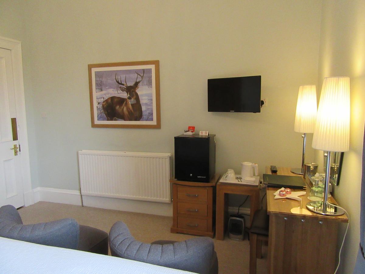 Middleton House Bed And Breakfast Охтерардър Екстериор снимка