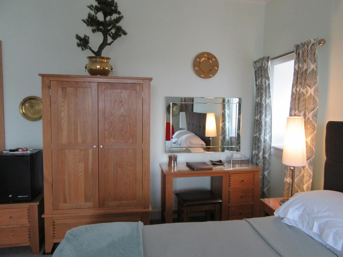 Middleton House Bed And Breakfast Охтерардър Екстериор снимка