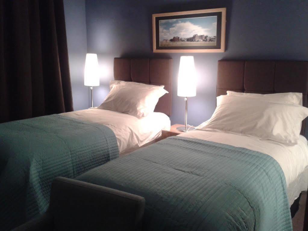 Middleton House Bed And Breakfast Охтерардър Екстериор снимка