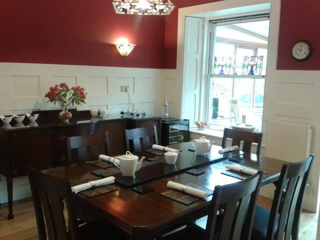 Middleton House Bed And Breakfast Охтерардър Екстериор снимка